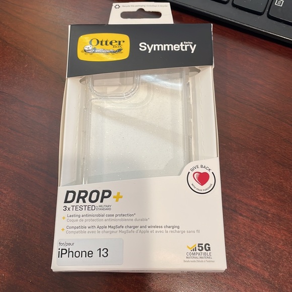 OtterBox iPhone 13 case symmetry sparkles case - Picture 4 of 4